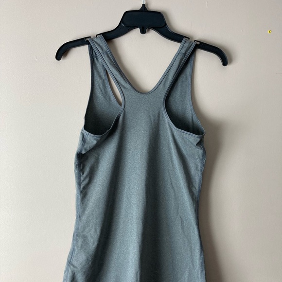 Women’s NIKE PRO Tank Top~Size Small~Razorback~Gray~Never Worn - Picture 4 of 5